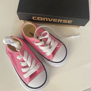 Converse baby sneakers - size 3 NWT!